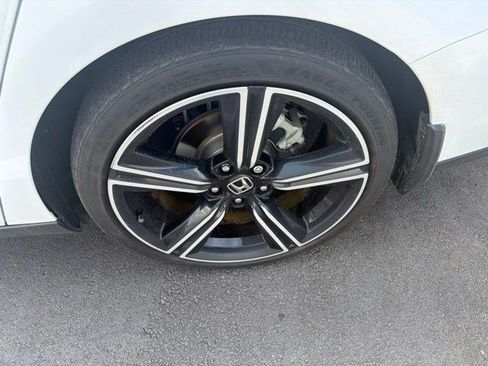Used 2023 Honda Accord Sport image 5