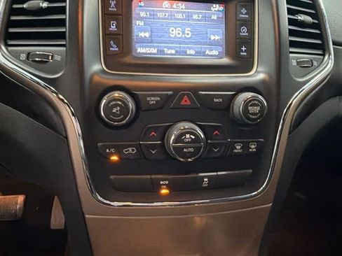 Used 2014 Jeep Grand Cherokee Laredo w/ Quick Order Package 23E AWD/4WD image 21