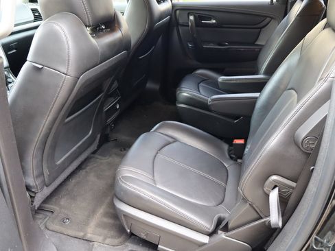 Used 2017 GMC Acadia Limited SLT AWD/4WD image 5