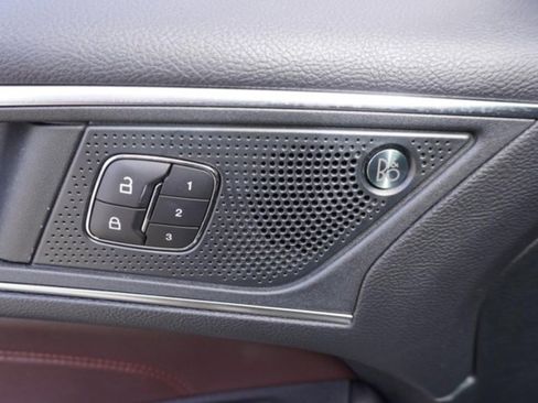 Used 2022 Ford Edge Titanium w/ Equipment Group 301A image 24