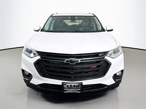Used 2021 Chevrolet Traverse RS image 2
