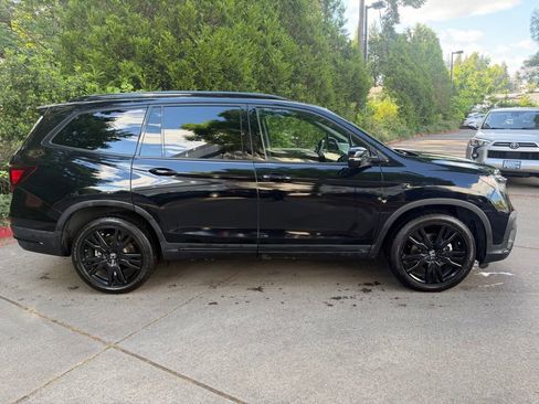 Used 2021 Honda Pilot Black Edition image 2