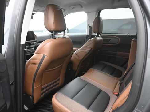 Certified 2025 Ford Bronco Sport Outer Banks w/ Outer Banks Tech Package+ AWD/4WD image 23