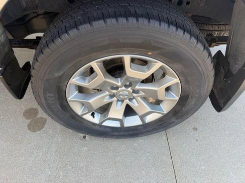 Used 2020 Nissan Frontier SV AWD/4WD image 20