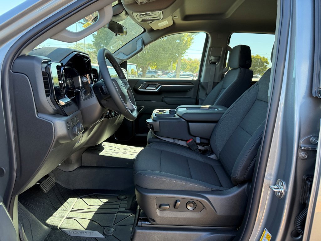 New 2026 Chevrolet Silverado 1500 RST w/ RST Select Package AWD/4WD image 12