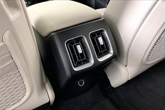 Certified 2026 Kia Sorento S FWD image 9