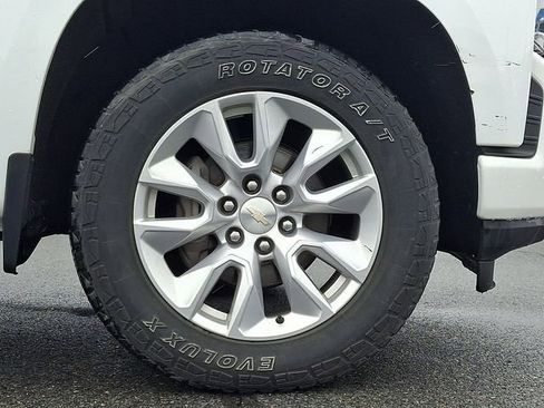 Certified 2021 Chevrolet Silverado 1500 Custom image 8