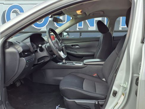 Used 2023 Nissan Sentra SV image 11