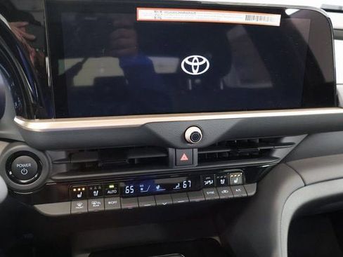 New 2026 Toyota Crown Platinum image 19