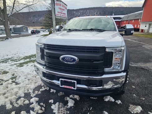 Used 2019 Ford F450 XL w/ XL Value Package image 7