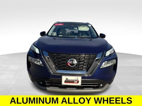 Certified 2021 Nissan Rogue SL w/ Premium Package image 10