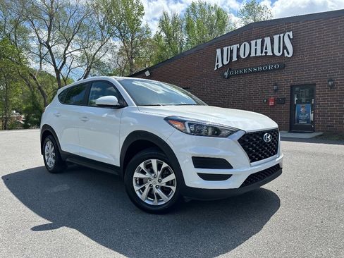 Used 2021 Hyundai Tucson SE image 30