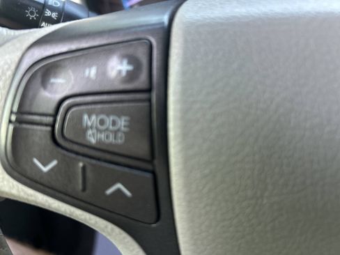Used 2013 Toyota Sienna Limited w/ Premium Pkg AWD/4WD image 19