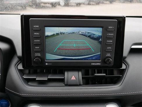 Used 2021 Toyota RAV4 XLE image 29