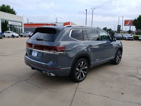 New 2026 Volkswagen Atlas SEL Premium R-Line AWD/4WD image 7
