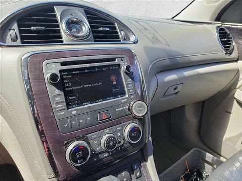 Used 2016 Buick Enclave Leather FWD image 17