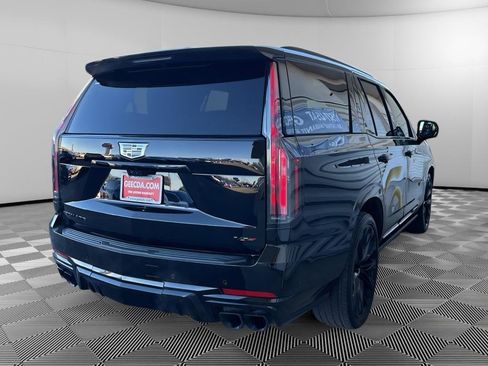 Certified 2025 Cadillac Escalade V w/ LPO, ONYX Package AWD/4WD image 4
