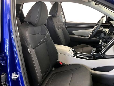 Certified 2023 Hyundai Tucson SE image 7