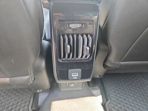 Used 2025 Jeep Compass Trailhawk AWD/4WD image 31