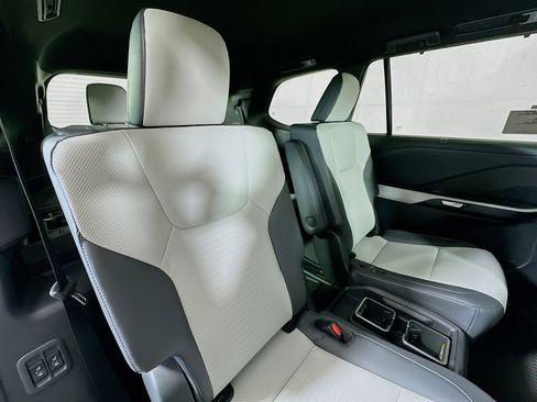 New 2026 Lexus TX 500h AWD w/ Technology Package image 26