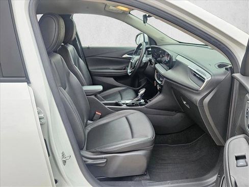 Used 2024 Buick Encore GX Sport Touring image 20