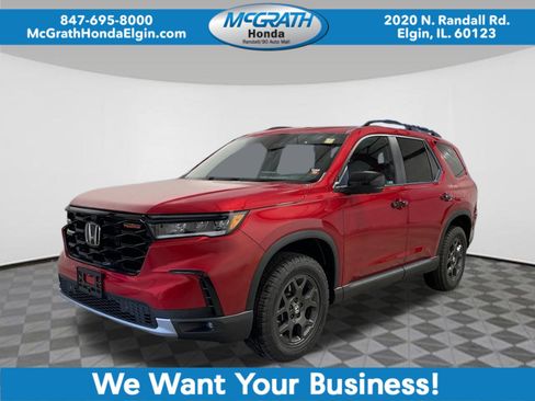 New 2025 Honda Pilot TrailSport image 1