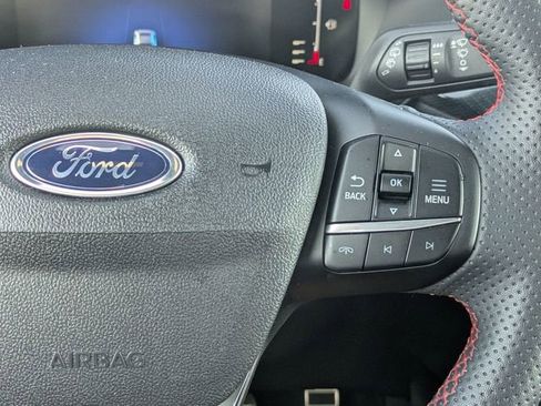 Used 2023 Ford Escape ST-Line AWD/4WD image 19