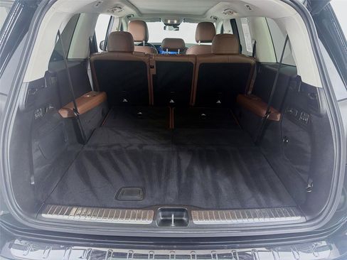 Used 2024 Mercedes-Benz GLS 450 4MATIC image 25