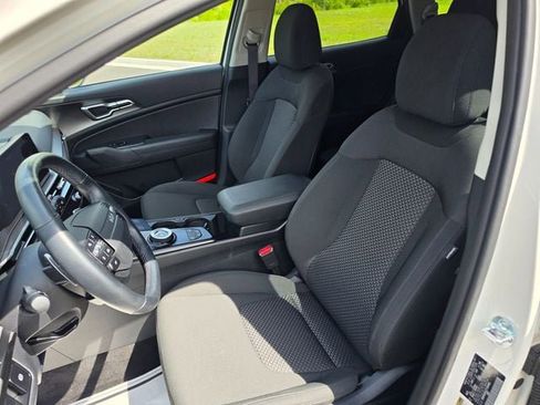 Used 2026 Kia Sportage S AWD/4WD image 8