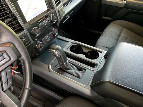Used 2020 Ford F150 XLT w/ Equipment Group 302A Luxury AWD/4WD image 18