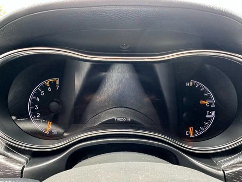 Used 2018 Jeep Grand Cherokee High Altitude AWD/4WD image 16