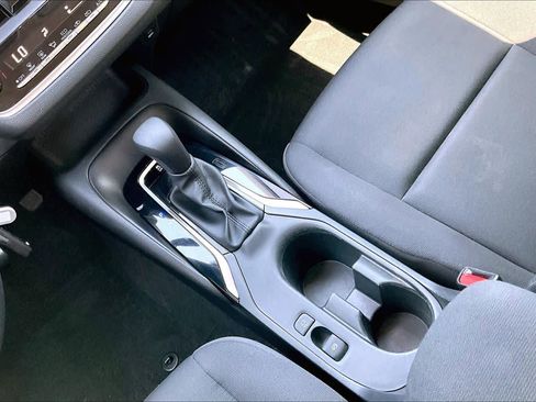 Used 2024 Toyota Corolla LE image 16