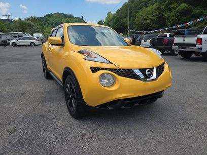 Used 2015 Nissan Juke SV w/ Technology Package