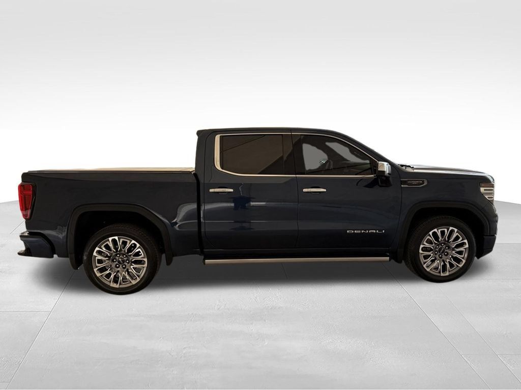 Used 2023 GMC Sierra 1500 Denali Ultimate AWD/4WD image 5