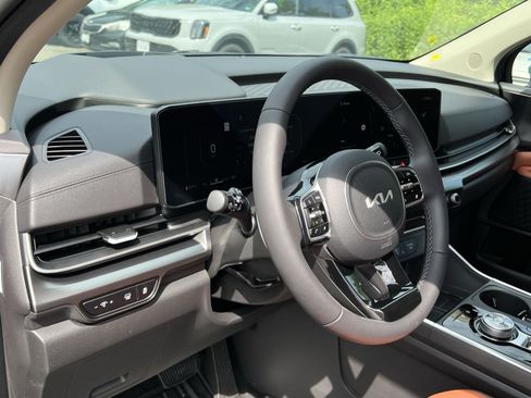 New 2026 Kia Carnival SX Prestige FWD image 21