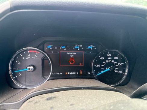 Used 2019 Ford F250 Lariat w/ Lariat Ultimate Package AWD/4WD image 2