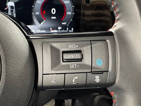 Certified 2025 Nissan Kicks SR FWD image 23
