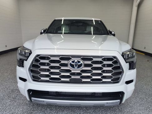 Used 2024 Toyota Sequoia Capstone AWD/4WD image 8