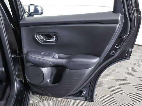 Used 2023 Honda HR-V LX image 21