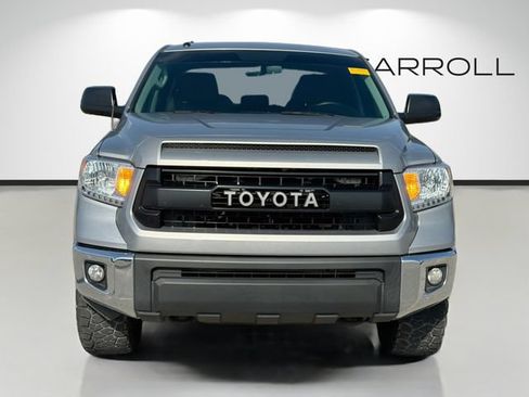 Used 2017 Toyota Tundra SR5 w/ SR5 Upgrade Package AWD/4WD image 8
