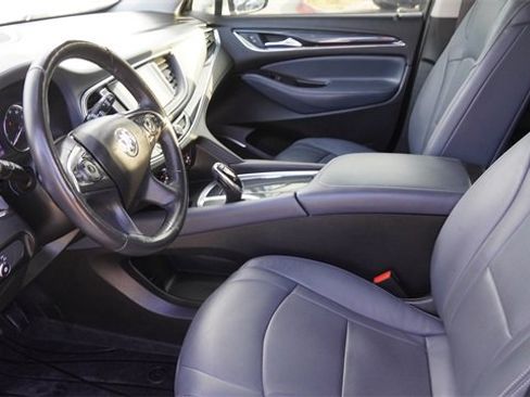 Used 2021 Buick Enclave Essence w/ Sport Touring Edition image 21