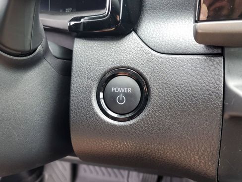 Used 2025 Toyota Camry LE image 20