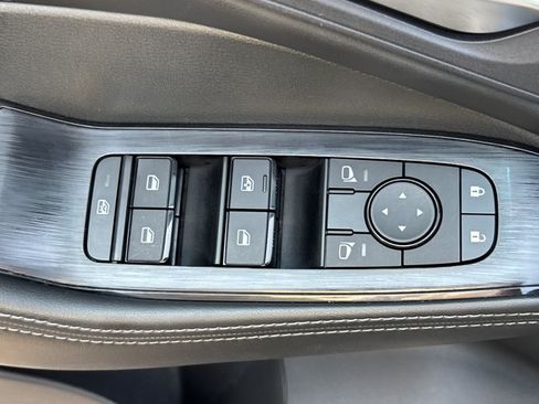 Certified 2023 Nissan Rogue SV w/ SV Premium B Package FWD image 20