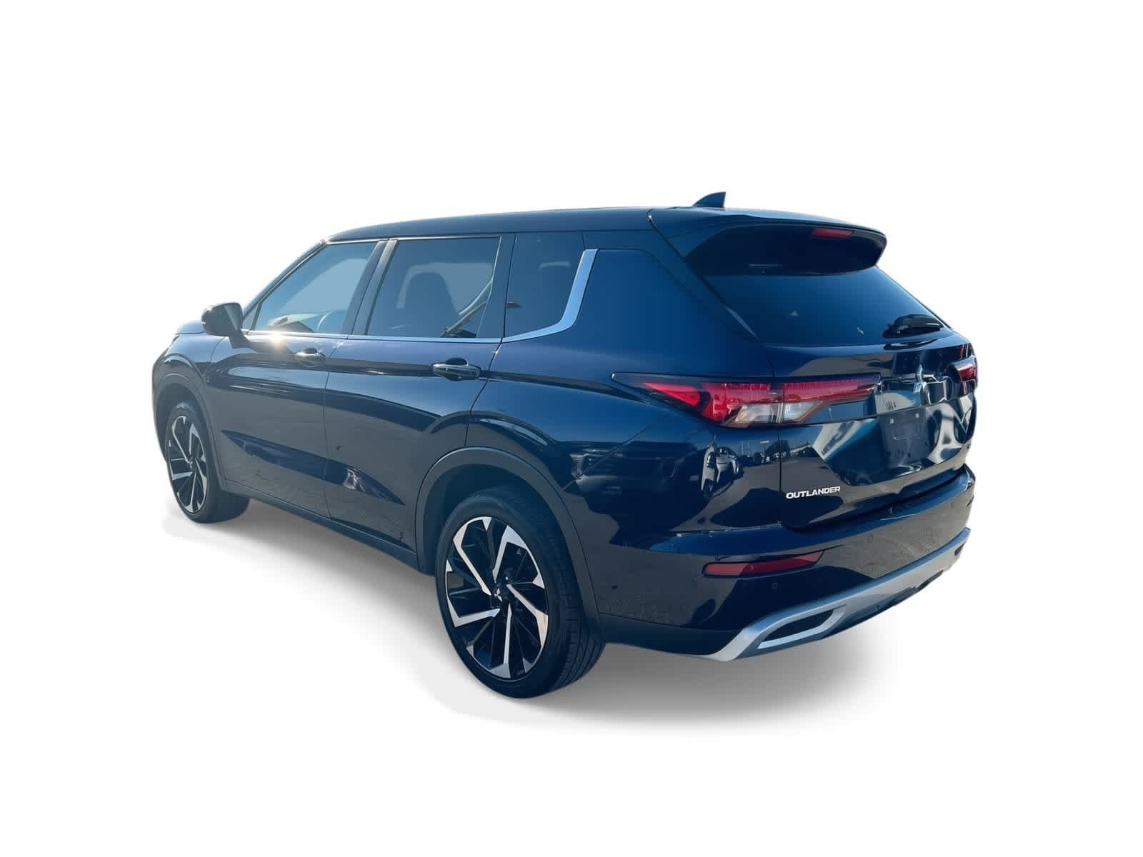 Used 2023 Mitsubishi Outlander SE AWD/4WD image 6
