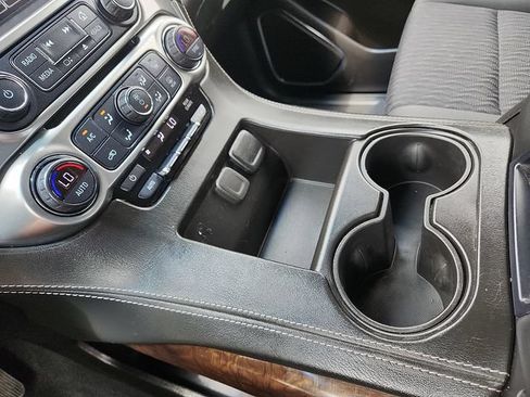 Used 2019 Chevrolet Tahoe LS RWD image 25