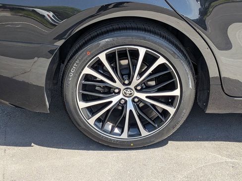 Used 2020 Toyota Camry SE FWD image 30
