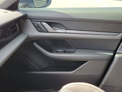 Certified 2025 Porsche Taycan AWD/4WD image 23