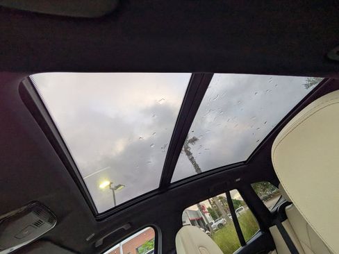 Used 2024 BMW X3 xDrive30i w/ Premium Package AWD/4WD image 21