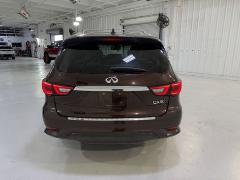 Used 2020 INFINITI QX60 Luxe w/ Sensory Package FWD image 4