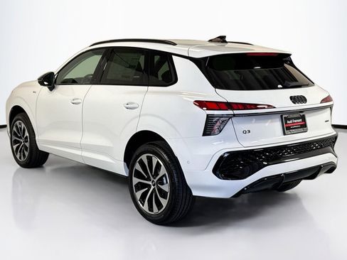 New 2026 Audi Q3 quattro 2.0T image 7